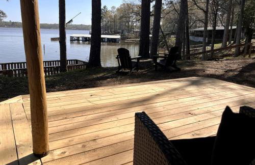 Beautiful Cabin by the Lake Nestled in Sabine National Forest for a Romantic Retreat in Hemphill, Texas - Foto 23