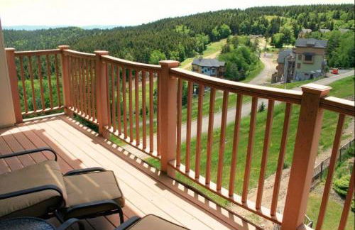 Soaring Eagle Ski-in - Ski-out Condo with Hot Tubs - Foto 14