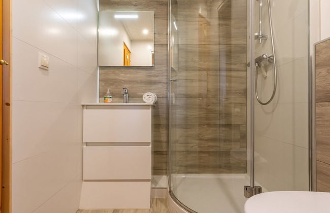 Nice Holiday Home With Beautiful Views - Photo 11