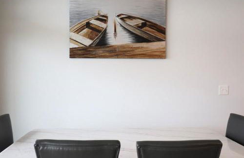 Lakefront, Private Beach, Garage Bar, Near WI Dells, King Beds, Sleeps 16, Near Ski Hills - Foto 37