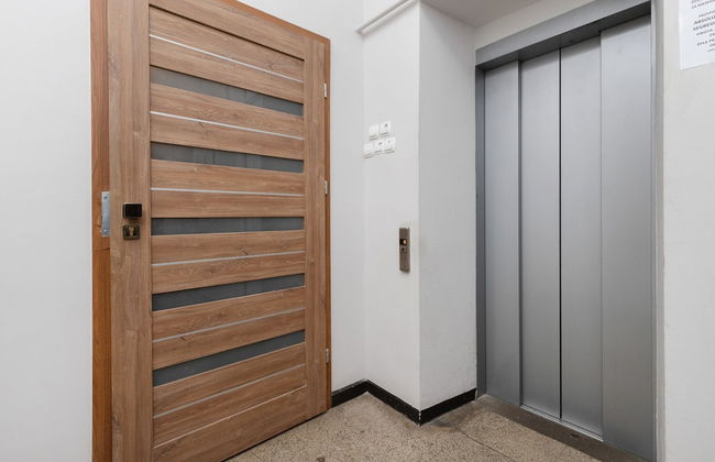 Świętojańska Studio Gdynia by Renters - Photo 2