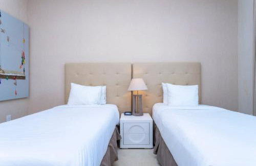 Stunning 4Bd Close to Disney @ Magic Village 7614 - Foto 78