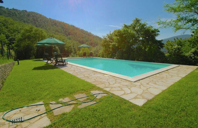 Holiday House with Pool & Large Garden Overlooking Lake near Tuscany - Photo 20