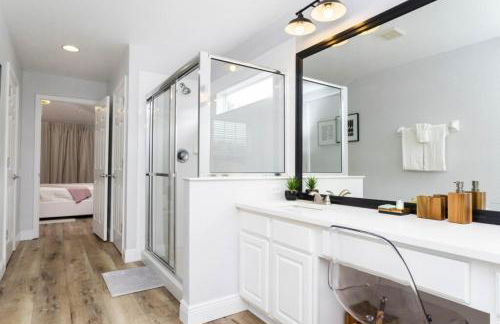 Windsor Oasis 6BR Pool Game Room 9 min Disney - Foto 41