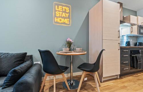 Central Leeds Flat - In City Centre - Modern Décor - Sleeps 8 - Foto 9