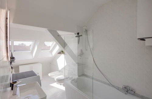 UNiQE I 100qm I 2 Schlafzimmer I Nähe Messe - Foto 40