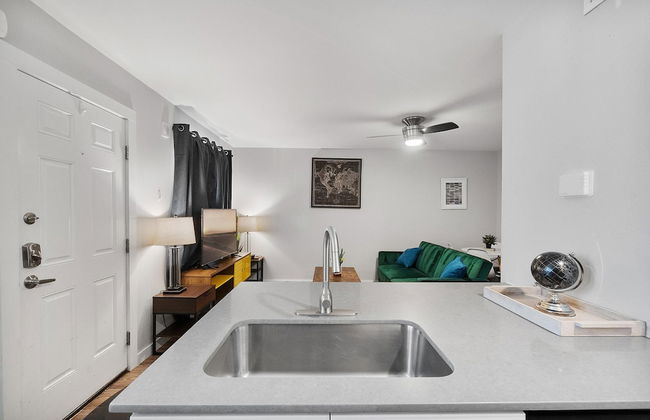 Stylish 1BR Near UT Highland Evonify - Foto 32