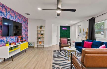 South Tampa- VIP- Concierge- Backyard Oasis- Pool- Hammock- Golf- Fire- Pit- Games- Pool Table - Foto 53