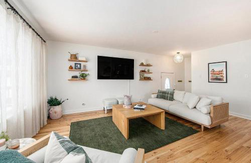 New Beach front 5bd in Sister Lakes with Hot tub - Foto 20