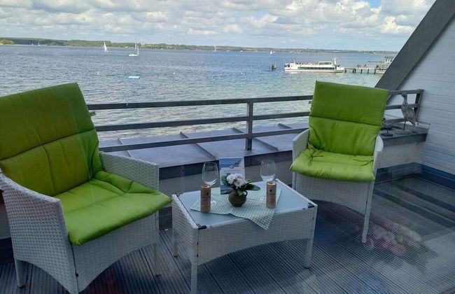 Sea View Modern Retreat - Photo 22