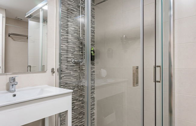 Limehome Madrid La Bolsa - Photo 58