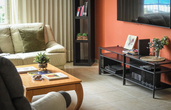 Homey Sea-Side Apartment by Sea N' Rent - Foto 19