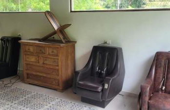 Sítio com Casa de Madeira com 2 quartos 100m2 px Centro de Salesópolis - Foto 14