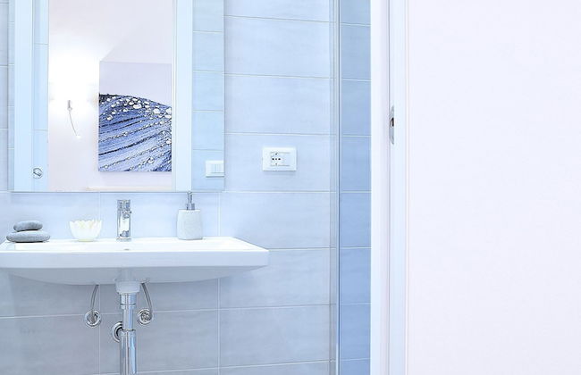 Duca 70 Suite Home - Photo 30