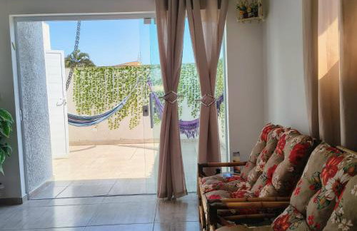 Casa completa com piscina perto da praia, garagem, aceita pet - Foto 3