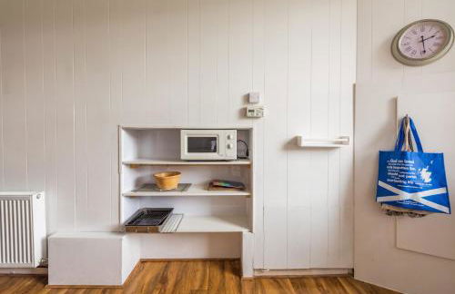 3 bed overlooking meadows park - Foto 14