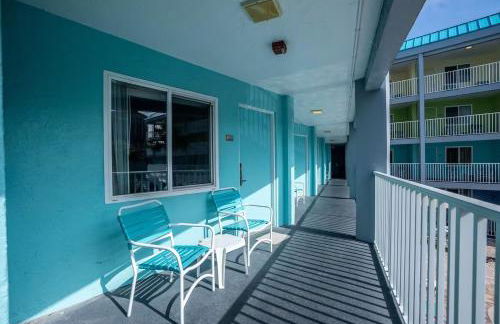 Steps from the Beach, Pool Access - Foto 11