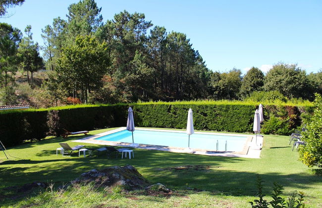 Excellent Cottage in Santa Comba With Communal Swimming Pool - Foto 18