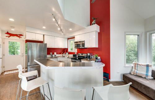 Island Retreat on Pistakee Lake Deck and Gas Grill! - Photo 6