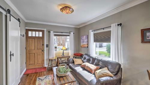 Charming Craftsman Bungalow with Garden and Hot Tub! - Foto 4