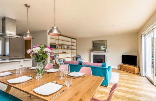 Stylish and fresh 4 bed beach house with garden - Pass the Keys - Foto 34