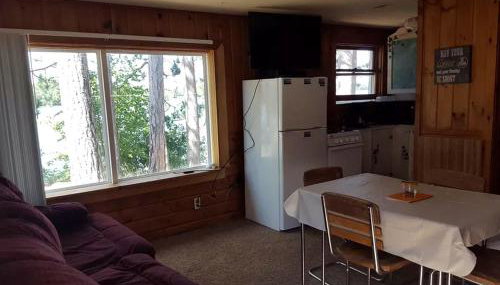 Remote Cabin Vacation Rental on Beautiful Somo Lake, Wisconsin - Foto 3