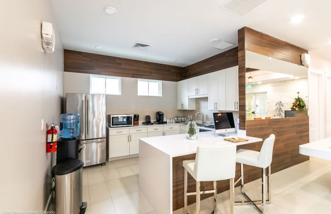 Upscale Townhome W/pool Access! 5 mi. to Disney! - Foto 11