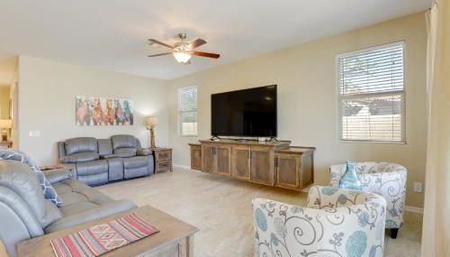 Resort Pools and More Perks! 55 and Goodyear Escape - Foto 2