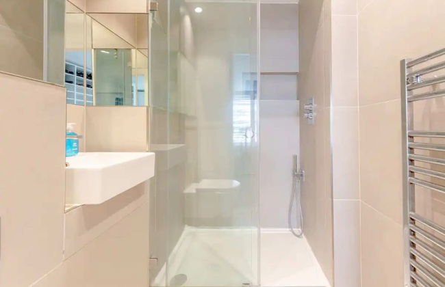 Modern 2BD Flat With a Balcony - Wandsworth - Foto 19