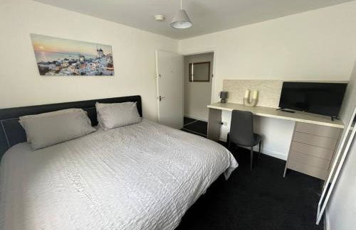 The M Rooms at 144 - Photo 6