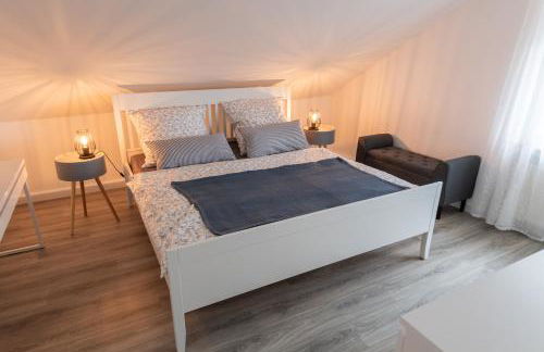 fuldaliebe - Helle Ferienwohnung mit Küche, Parkplatz, WLAN, Self Check-in - Foto 42