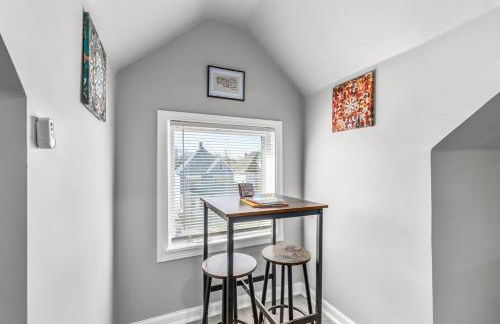 3rd Story Loft Islandview Pets Included with Free Parking! - Foto 5