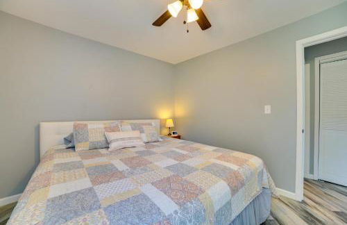 All-Season Getaway in Frederic Bring Your Pets! - Foto 12