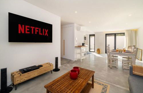 WHome Beachside Bliss In Carcavelos, 1BR With Patio & Parking - Foto 1