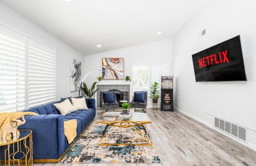 Mins to Disney Chic 3BR with Arcade - Foto 7