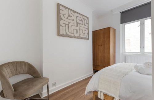 Modern Flat with High Ceilings, Heart of Baker St - Foto 10