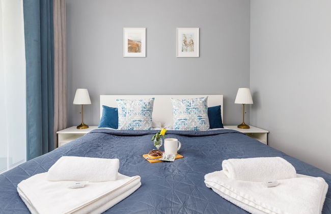 Sunset Resort Apartments by Renters - Photo 3