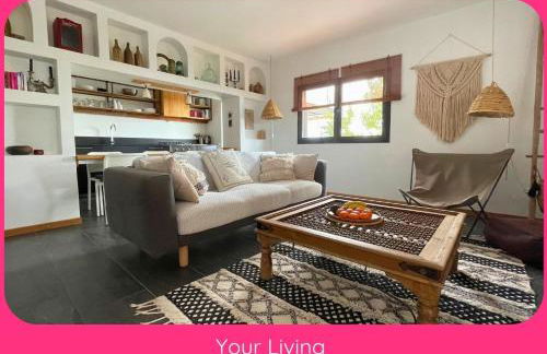 Full Relaxation - Private Villa - Sea View - Stunning Garden - 2 Terraces - 2 Bedrooms - Wifi - Parking - Washing Machine - Foto 4