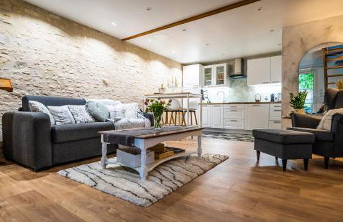 Les Charmes du Lac Gite Romantique avec jacuzzi privatif - Foto 7