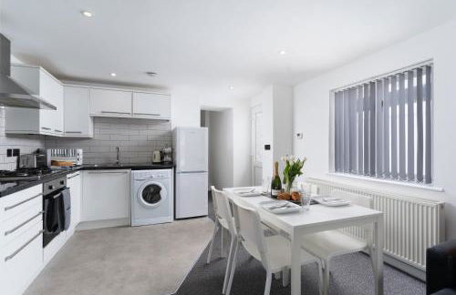 Modern Garden Apartment in a Large Victorian house - Foto 11