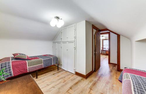 Secluded Crown Point Haven Near Golfing and Parks! - Foto 19