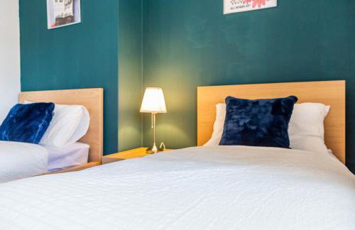 Two Bed Entire House Newcastle Gateshead - Free Parking - Photo 24