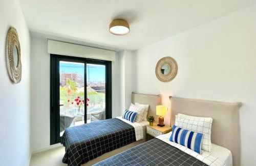 Beach Paradise 2 Bedrooms - Photo 20