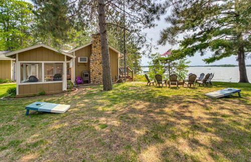 Family Retreat on Cross Lake Boat, Swim and Relax! - Foto 3