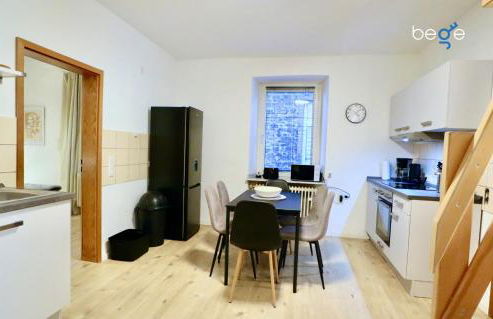 BEGE APARTMENTS DeskSide - Photo 11