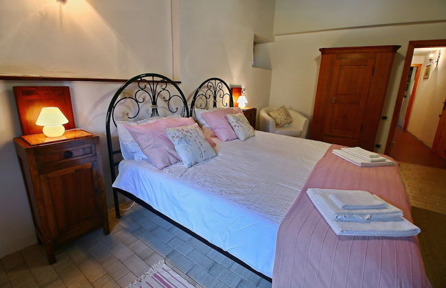 Spacious Villa With Pool in Fabriano Italy - Foto 10