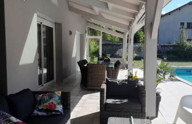 Tout proche d'Ax les Thermes détente et relaxation jusqu'à 8 pers dans la maison de Véronique avec piscine terrain de pétanque et jacuzzi - Foto 33