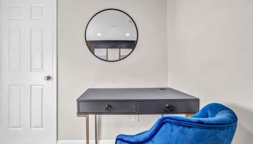 BIG 4BR House 7 Mins to Downtown with Foosball and Games - Foto 5