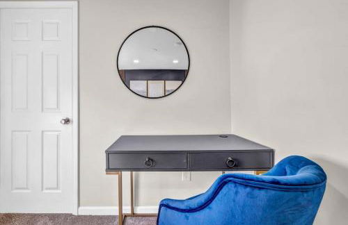 BIG 4BR House 7 Mins to Downtown with Foosball and Games - Foto 5