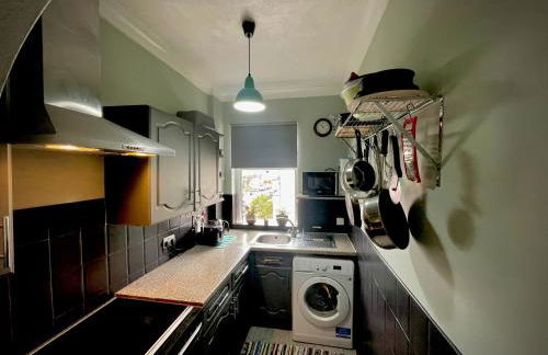 Stylish and artistic flat in Southend on Sea - 2 Double Bedrooms, Free on-street parking - Foto 16